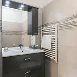 Red Lion 2* Местре