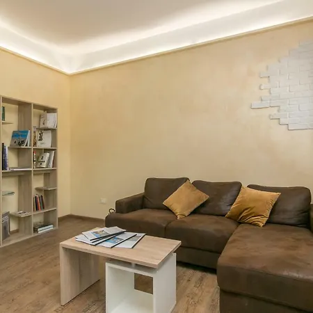Red Lion Guest house 2*