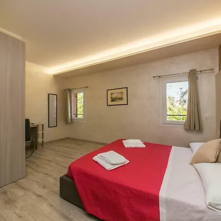 Red Lion بيت ضيافة